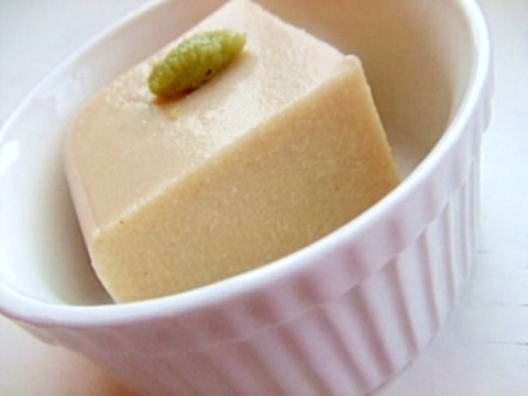 材料3つで簡単!胡麻豆腐